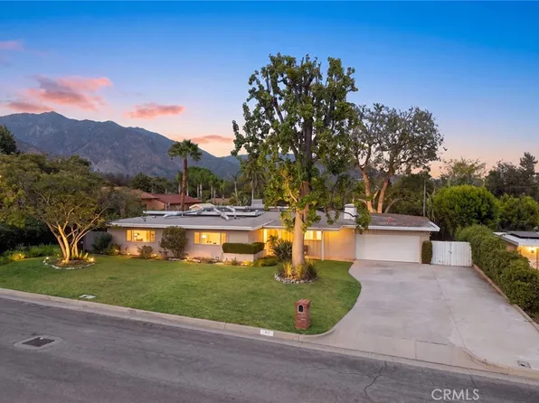 206 Oak Meadow Rd, Sierra Madre, CA 91024
