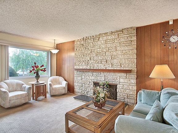4th image of 8151 Cantaloupe Ave