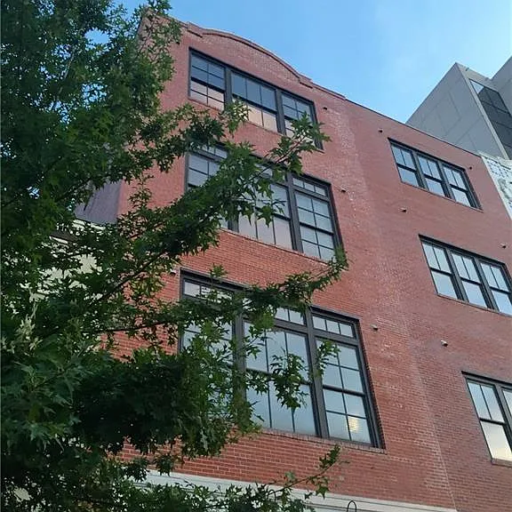 28 Monroe St #301 — Photo 1