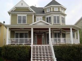 320 Village Loop Dr, Apex, NC 27502