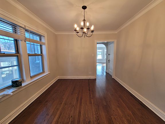 5th image of 1444 W Chase Ave #1
