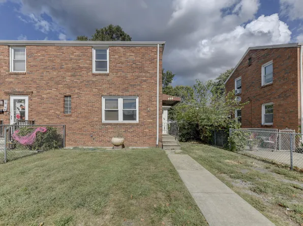 713 169th St, Hammond, IN 46324