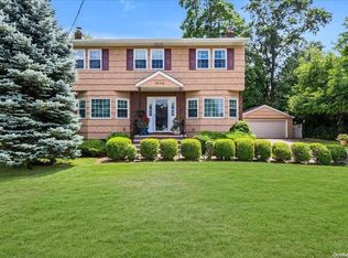 2048 Waltoffer Ave, Bellmore, NY 11710