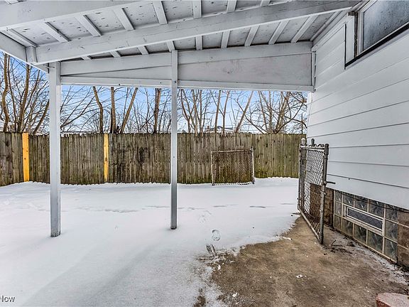 5th image of 805 Woodland Ave