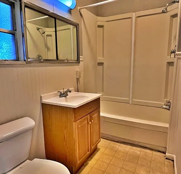 1101 W Poplar St #1 — Photo 7