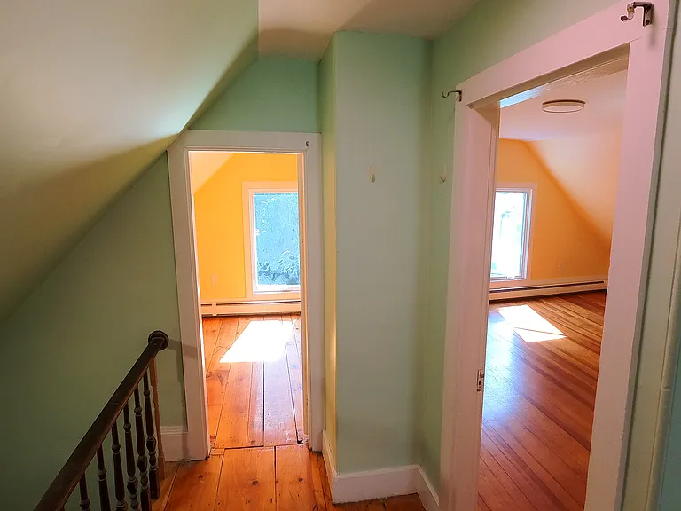 23 Roberts St #3 — Photo 8