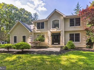 16 Meetinghouse Ct, Shamong, NJ 08088