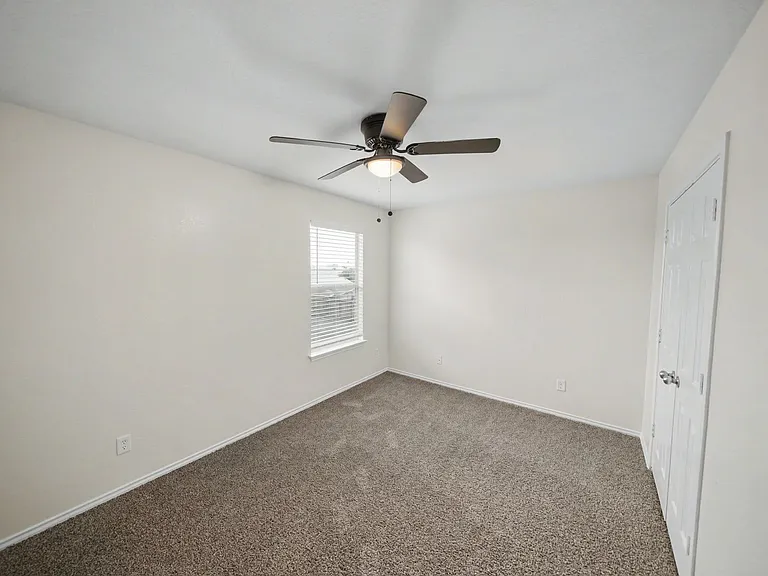 25003 Marshall Blf — Photo 37