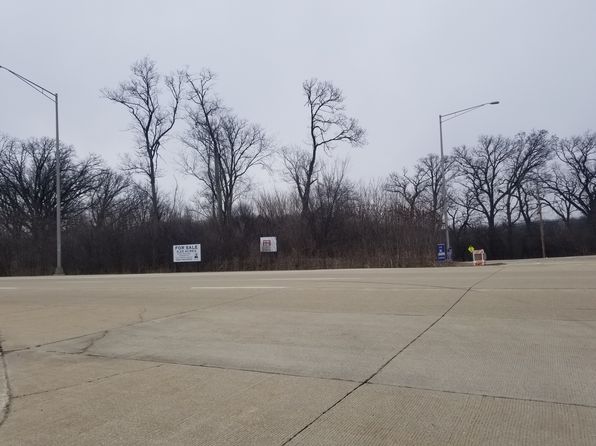 1 Saint Charles Rd, West Chicago, IL 60185