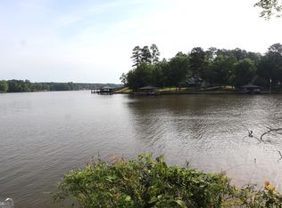 429 Lake Crest Dr SW, Sparta, GA