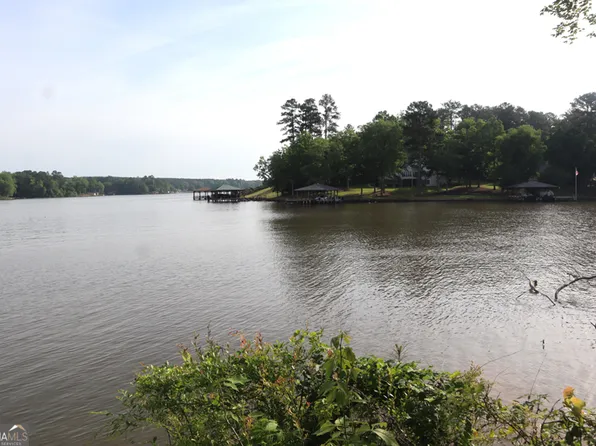 429 Lake Crest Dr SW, Sparta, GA 31087