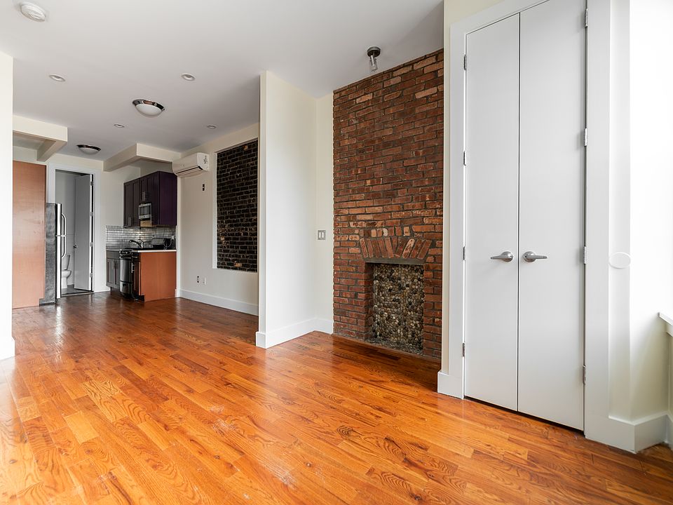 1st image of 215 Marion St APT 2D