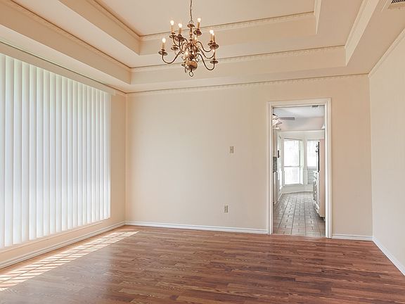 5th image of 6809 Fawn Valley Pl