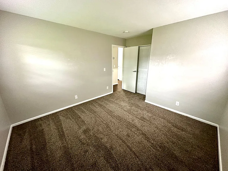 130 Timberwood Ln — Photo 12