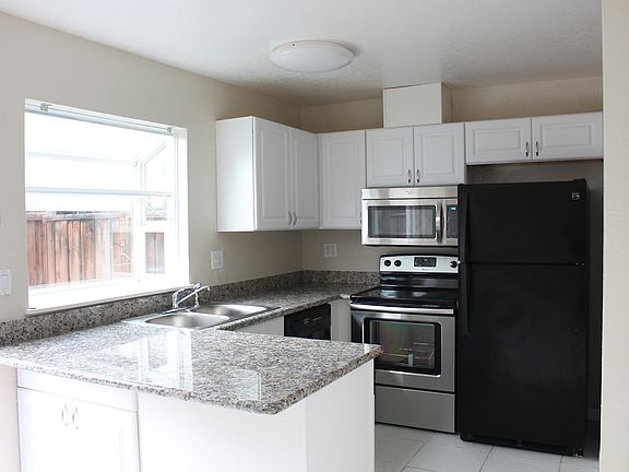4th image of 5388 Palm Grove Ct