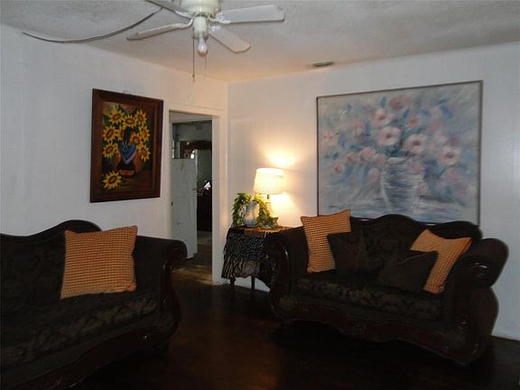 5th image of 5552 Eisenhower Dr
