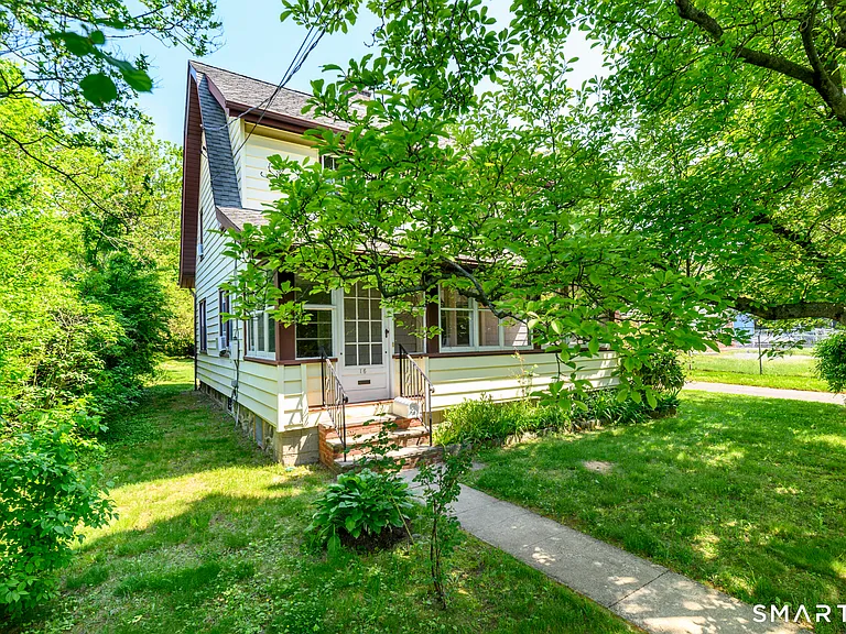 16 Vine Rd — Photo 13