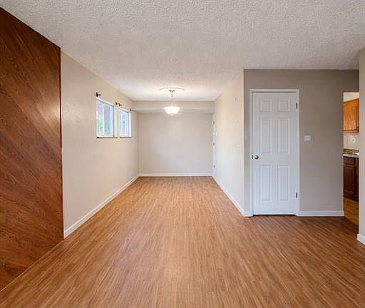 2nd image of 10632 Glen Garry Rd