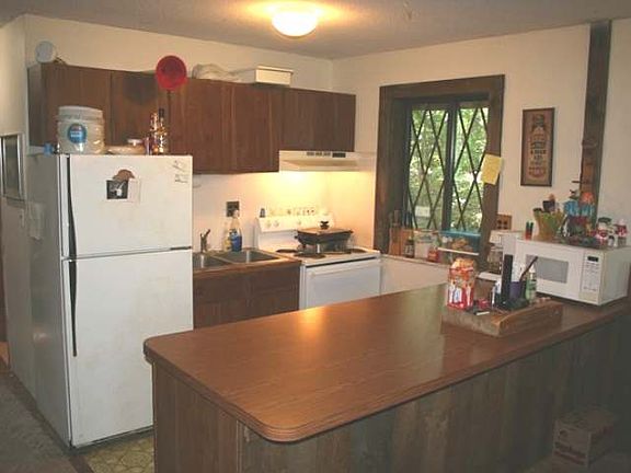 2nd image of 95 Athey Ave