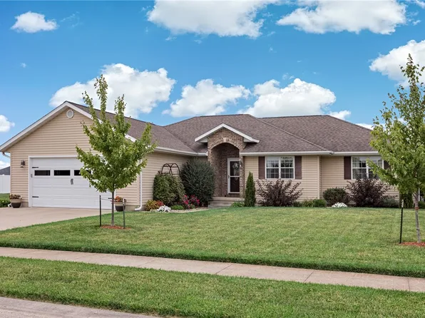 404 N Pointe Dr, Dieterich, IL 62424