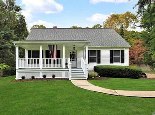 20 Donegan Ave, East Patchogue, NY 11772