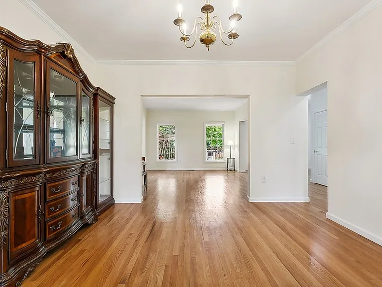 921 Shore Acres Dr — Photo 10