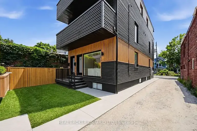 102 Boultbee Ave #1A — Photo 11
