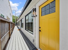 5844 Darling St, Houston, TX