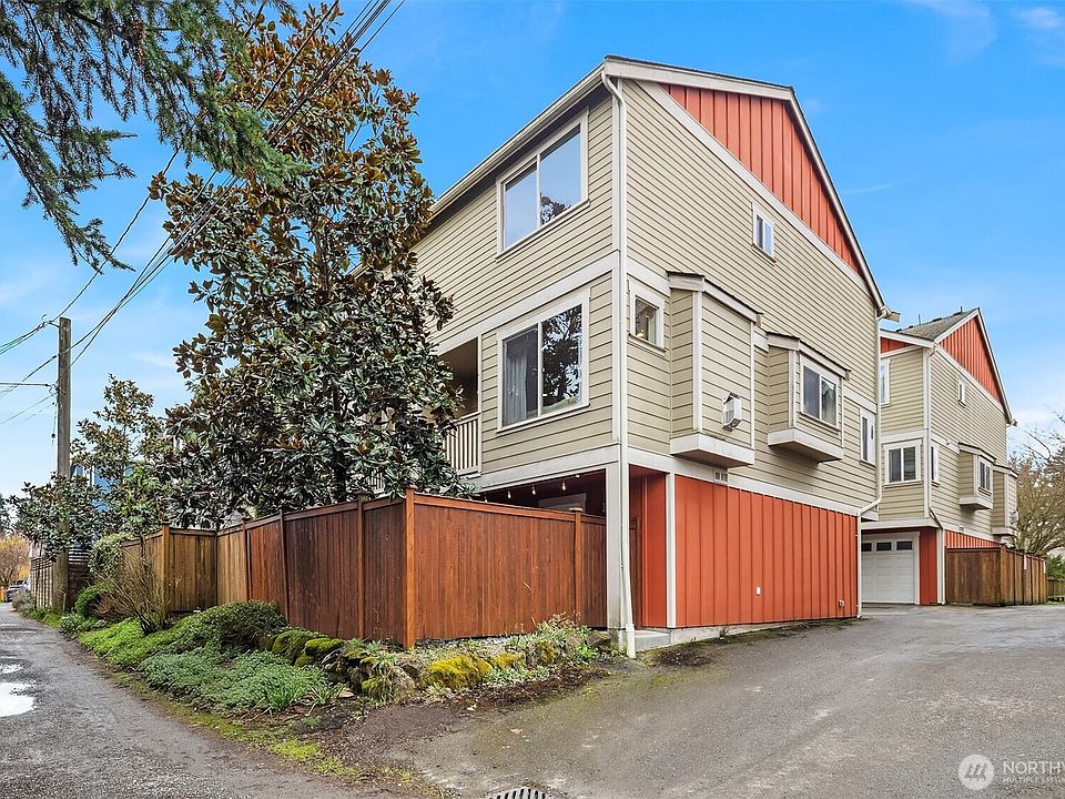 1st image of 12050 33rd Avenue NE #C