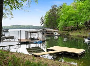 18 Oriole Dr SE, White, GA 30184