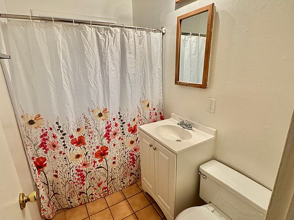 5th image of 2508 Michelle Dr