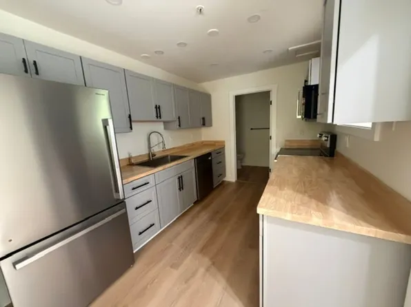 41 Highland Ave, 41 Highland Ave, Gardiner, ME 04345