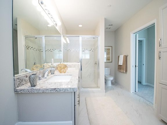 4th image of 14448 Emerald Lake Dr #101