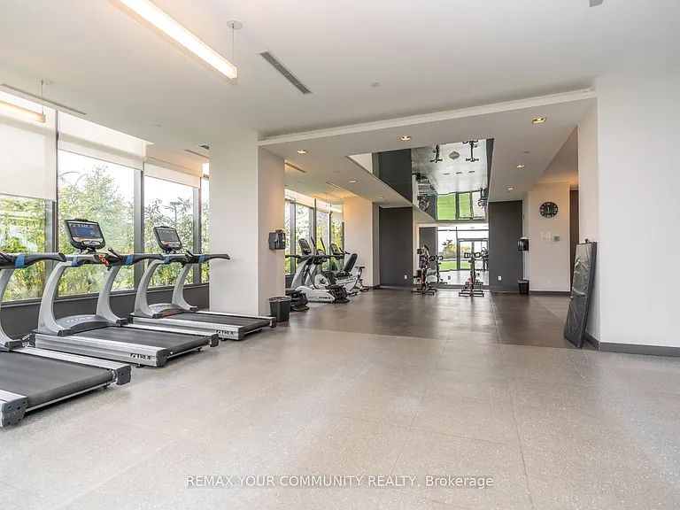 65 Oneida Cres #1206 — Photo 44