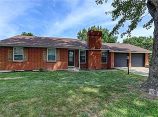 308 NE 88th Ter, Kansas City, MO 64155