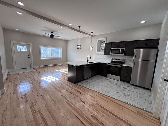 3rd image of 401 Front St #13-B28