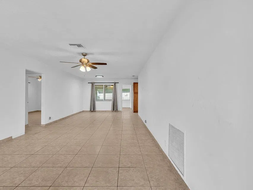 3 bed, 1502 sqft, $3,600 — Photo 3