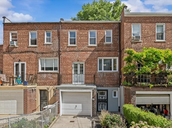 140 Van Cortlandt Park S image 17 of 26