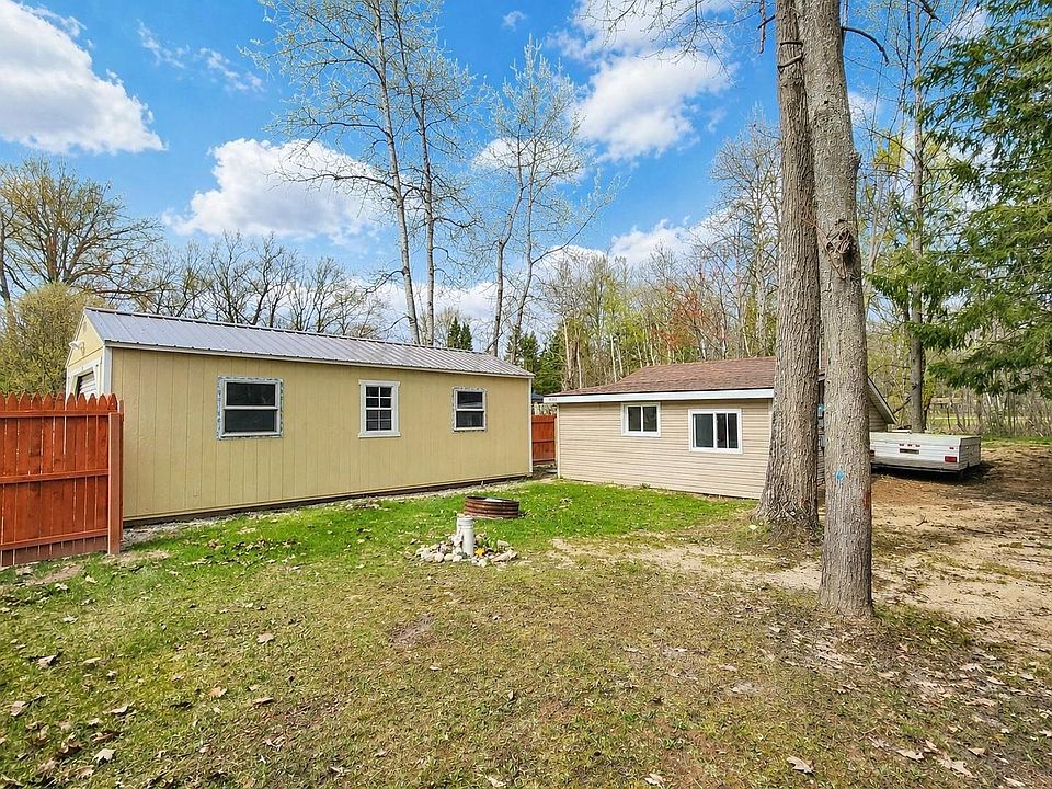 1st image of 4896 Glenwood Dr