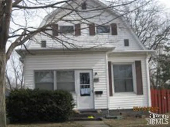 204 N Whitley St, Columbia City, IN 46725