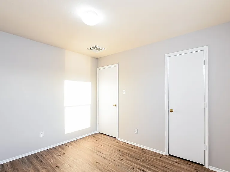 7727 Painted Desert Dr — Photo 13