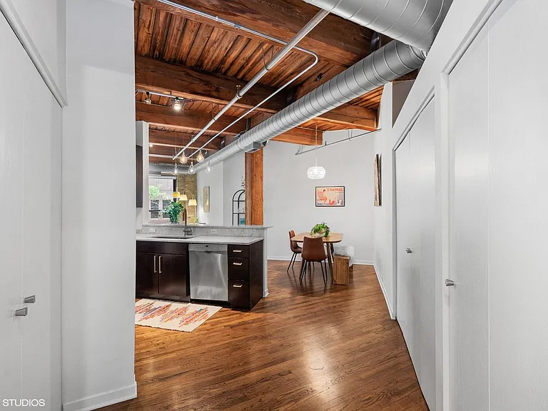 225 W Huron St #207 — Photo 12