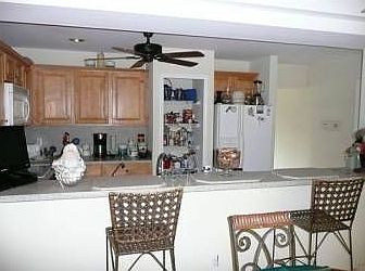 4th image of 1107 Lake Ave