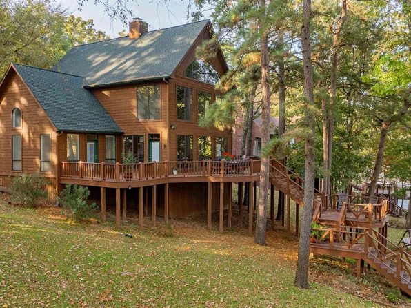 207 S King Laurence Ct, Scroggins, TX 75480