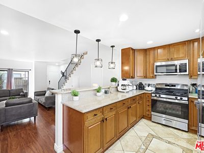 822 Victor Ave APT 20, Inglewood, CA, 90302