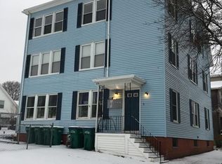 8 Michigan Ave APT 1, Lynn, MA 01902