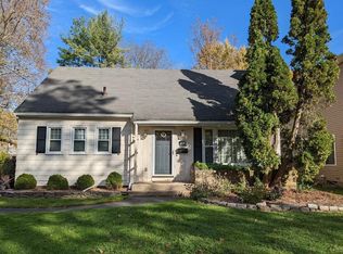166 Arundel Ave, West Hartford, CT 06107