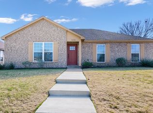 8106 Woodside Rd, Rowlett, TX 75088