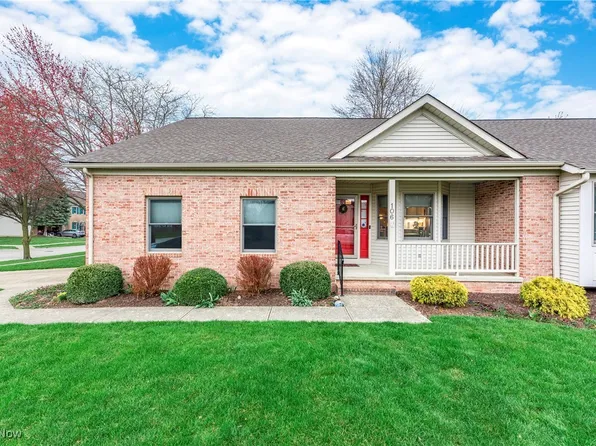 106 Oakley Green Dr, Elyria, OH 44035