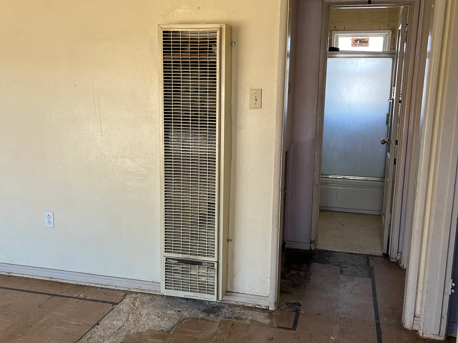 326 E Williams St — Photo 2